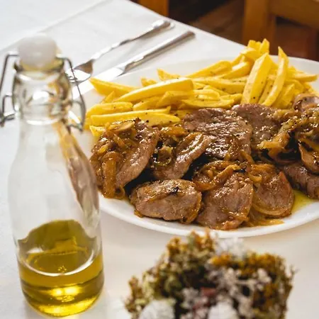 La Cordobesa Hotel *